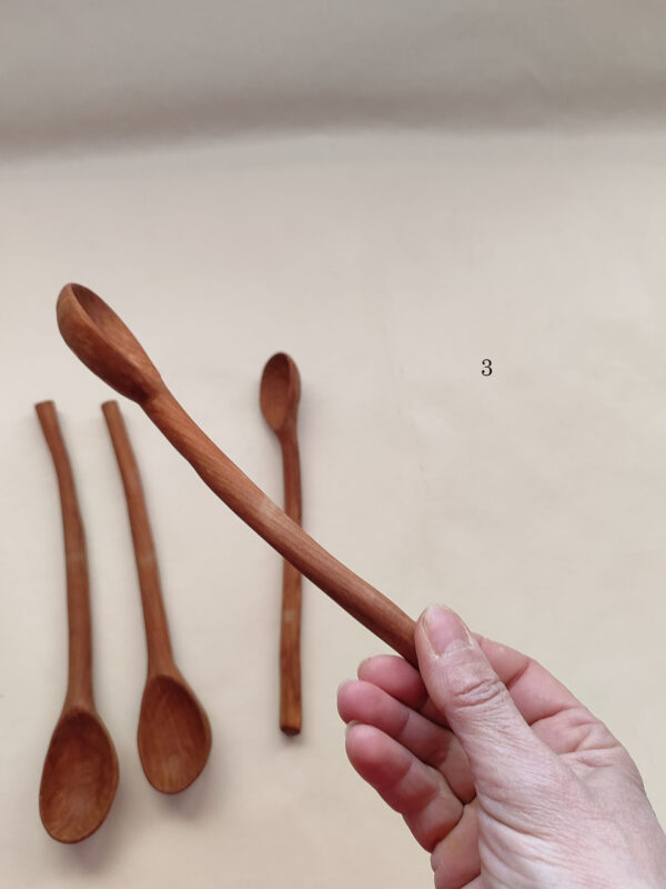 Cucharas madera cerezo redonda - Imagen 6