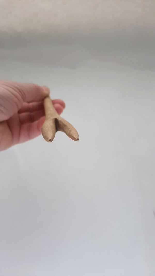Pincho pequeño madera nogal