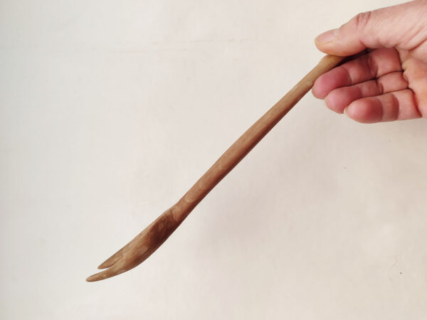 Pincho madera nogal español - Imagen 6