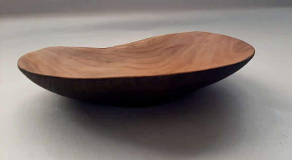 Plato madera de cerezo. Modelo semiebo