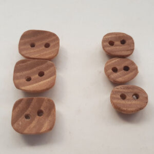 Juego botones madera fresno