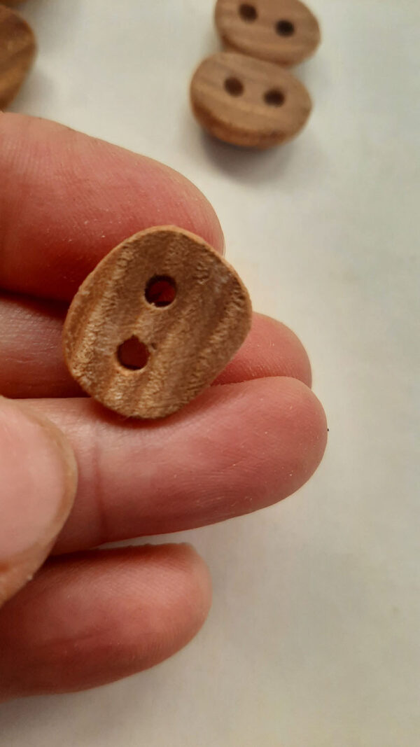 Juego botones madera fresno. Natural - Imagen 5